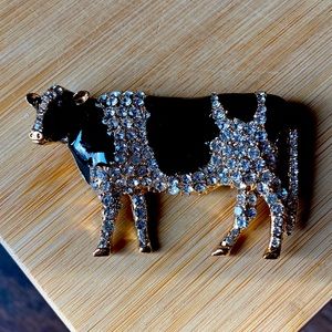 Gemstone & enamel Cow brooch